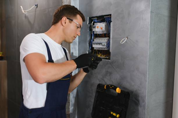 Best Commercial Electrician Services  in Newhall, IA